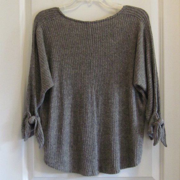 Bobeau Taupe 3/4 Tied Sleeve Deep Knit Cozy Top, Size Small - Picture 3 of 6